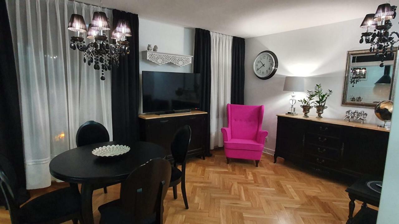 ワルシャワApartament Twardaアパートメント エクステリア 写真