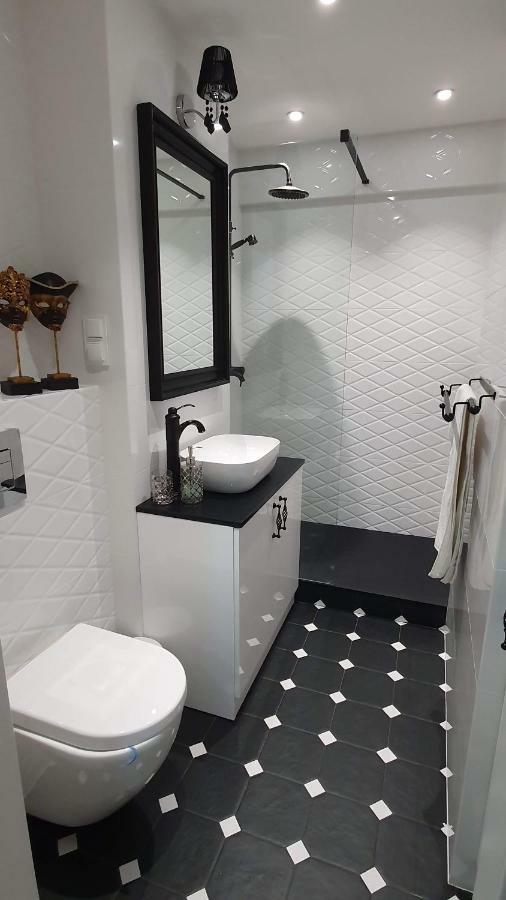 ワルシャワApartament Twardaアパートメント エクステリア 写真
