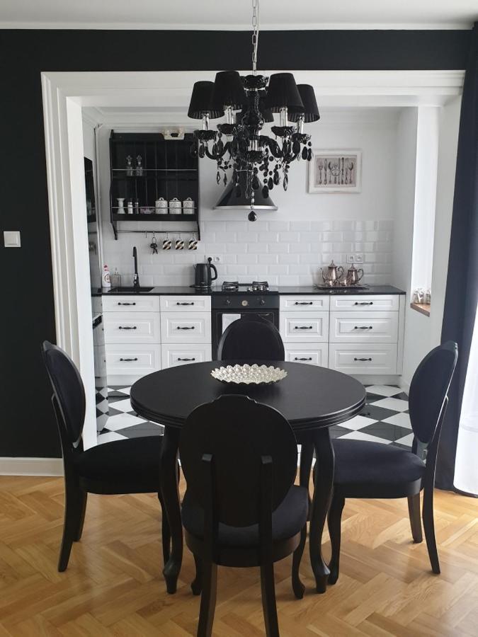 ワルシャワApartament Twardaアパートメント エクステリア 写真